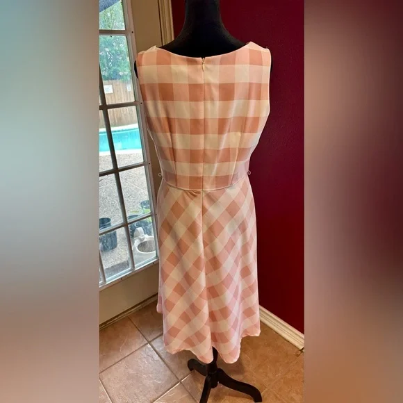R&K Size 8P Pink Gingham Fit & Flare Dress Sleeveless Midi Checkered - Picture 7 of 8